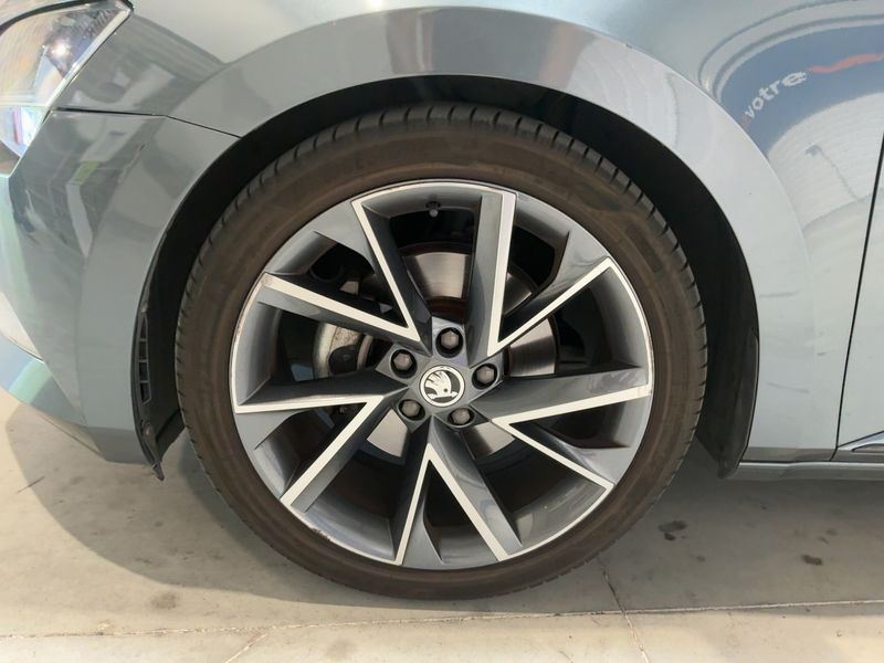 Skoda Superb 1.4 TSI ACT SportLine 2018 – снимка 3