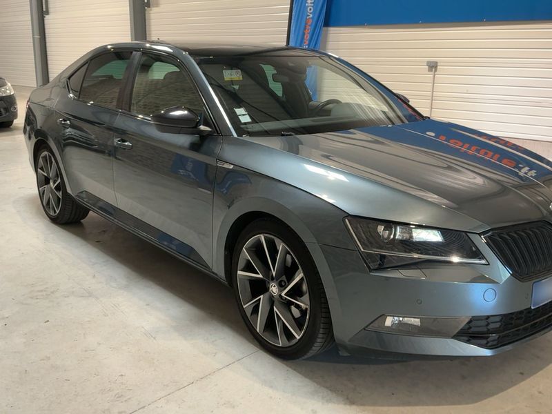Skoda Superb 1.4 TSI ACT SportLine 2018 – снимка 12