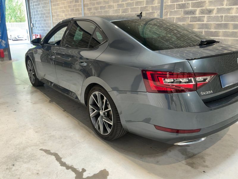 Skoda Superb 1.4 TSI ACT SportLine 2018 – снимка 6