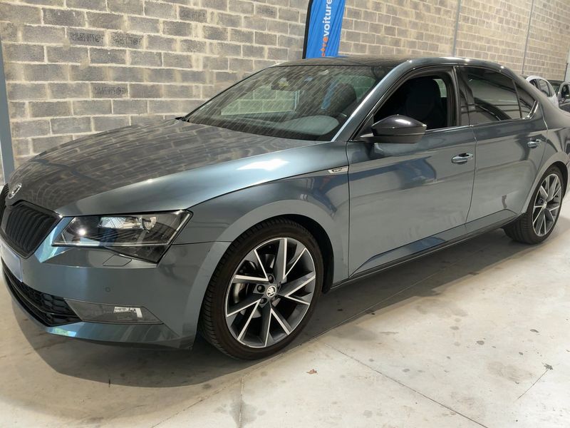 Skoda Superb 1.4 TSI ACT SportLine 2018 – снимка 2
