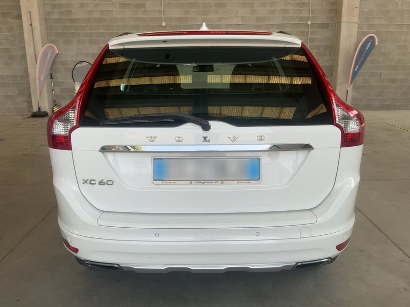 Volvo XC60 2.4 D4 Momentum AWD 2013 – снимка 7
