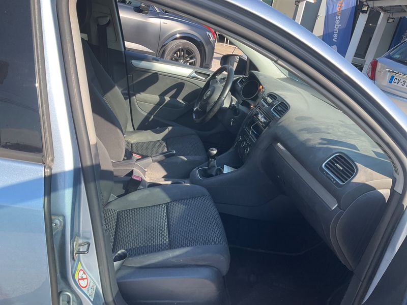 Volkswagen Golf VI 1.6 TDI Trendline 2011 – снимка 3