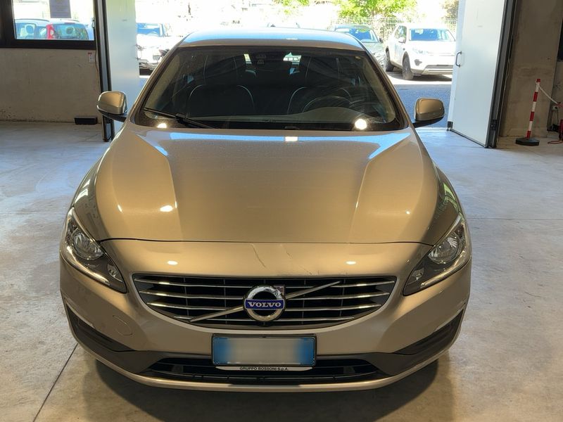 Volvo S60 2.0 D4 Momentum 2015 – снимка 14