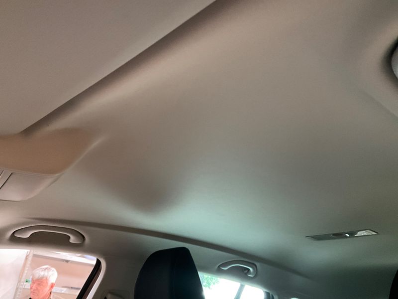 Volkswagen Tiguan 2.0 TDI Sport & Style BlueMotion Tech 2012 – снимка 35
