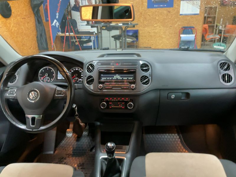 Volkswagen Tiguan 2.0 TDI Sport & Style BlueMotion Tech 2012 – снимка 18