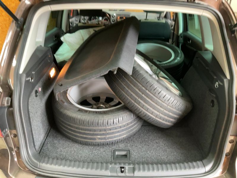 Volkswagen Tiguan 2.0 TDI Sport & Style BlueMotion Tech 2012 – снимка 16