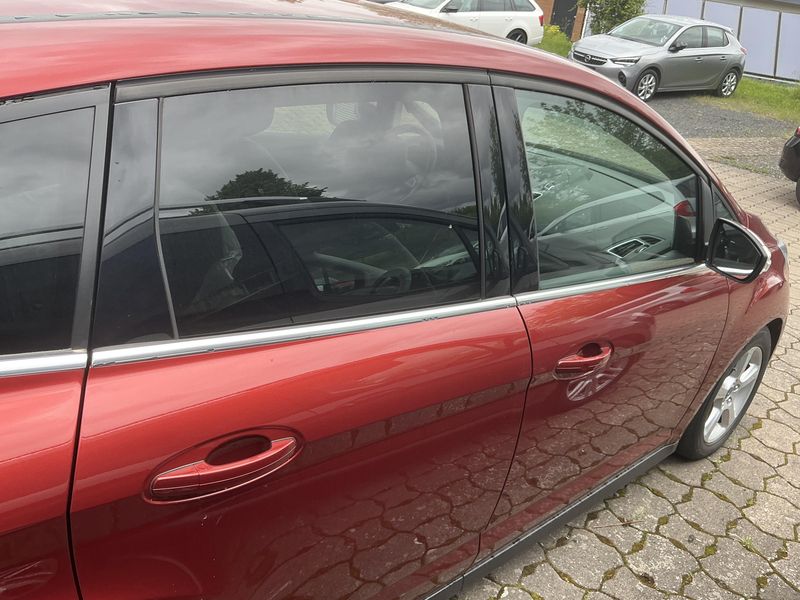 Ford C-Max 2.0 TDCi Titanium 2016 – снимка 10
