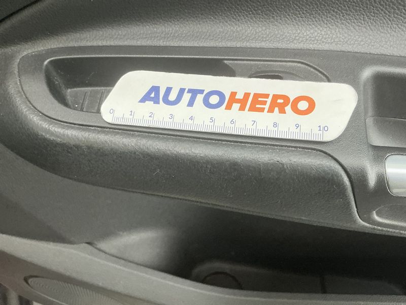 Ford C-Max 2.0 TDCi Titanium 2016 – снимка 28