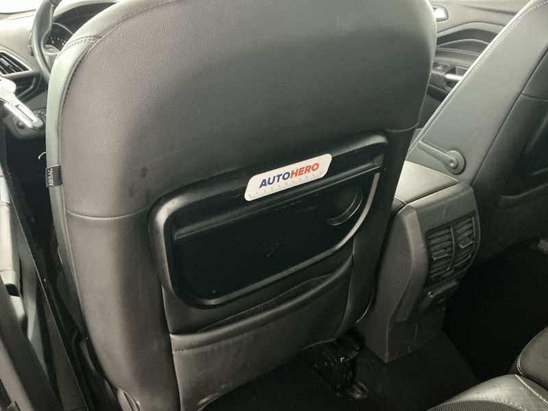 Ford C-Max 2.0 TDCi Titanium 2016 – снимка 35