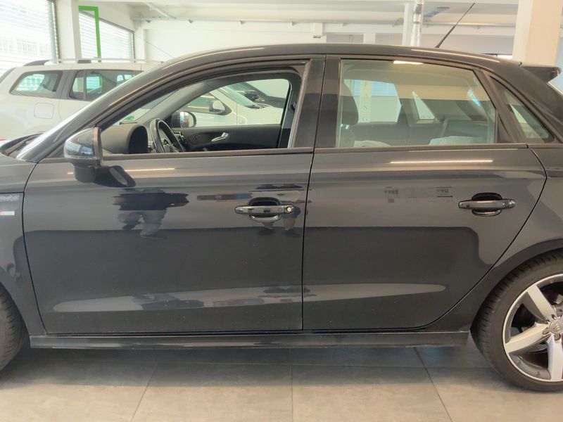 Audi A1 Sportback 1.2 TFSI Admired 2013 – снимка 4
