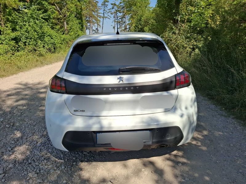 Peugeot 208 1.5 Blue-HDi Premium 2021 – снимка 4