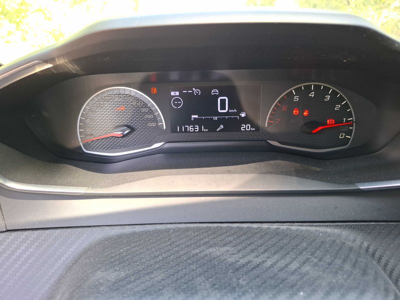 Peugeot 208 1.5 Blue-HDi Premium 2021 – снимка 12