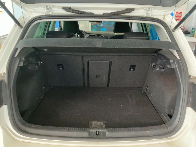 Volkswagen Golf VII 1.6 TDI Lounge BlueMotion Tech 2016 – снимка 15