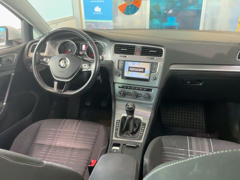 Volkswagen Golf VII 1.6 TDI Lounge BlueMotion Tech 2016 – снимка 17