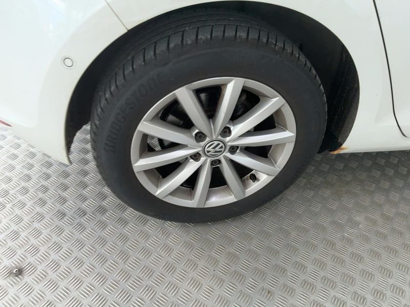 Volkswagen Golf VII 1.6 TDI Lounge BlueMotion Tech 2016 – снимка 9