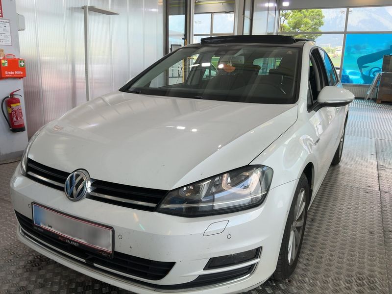 Volkswagen Golf VII 1.6 TDI Lounge BlueMotion Tech 2016 – снимка 1