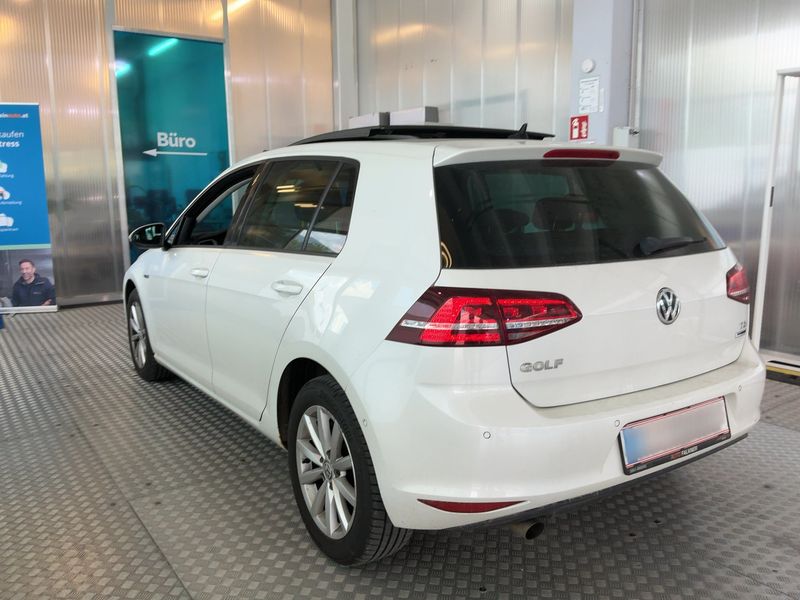 Volkswagen Golf VII 1.6 TDI Lounge BlueMotion Tech 2016 – снимка 6