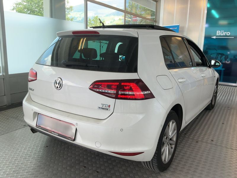 Volkswagen Golf VII 1.6 TDI Lounge BlueMotion Tech 2016 – снимка 8