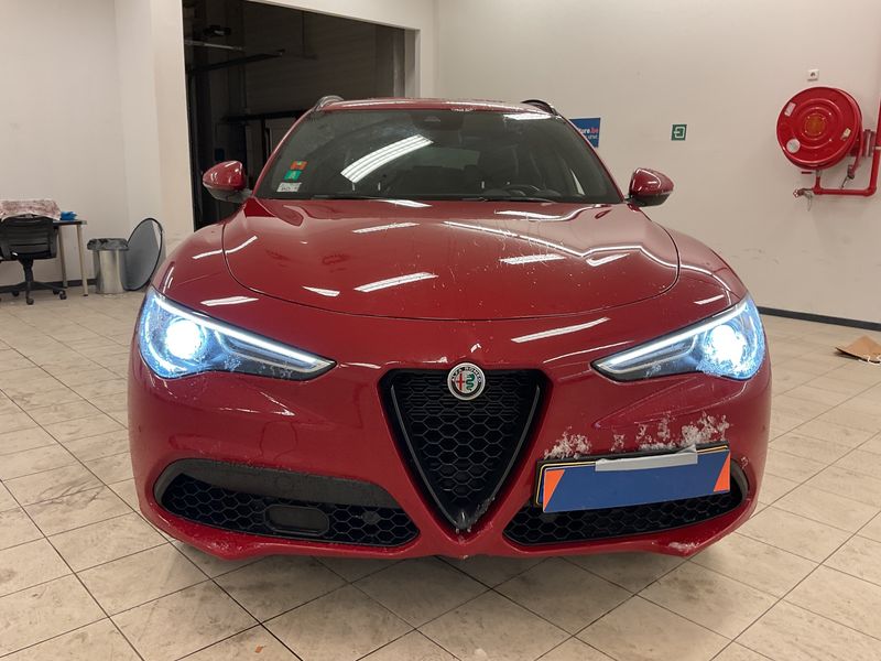 Alfa Romeo Stelvio 2.0 Turbo Veloce Q4 2022 – снимка 14