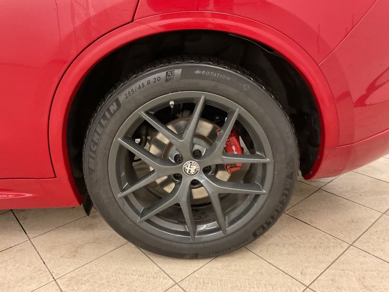 Alfa Romeo Stelvio 2.0 Turbo Veloce Q4 2022 – снимка 5