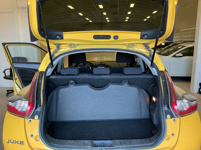 Nissan Juke 1.2 N-Connecta 2016 – снимка 15