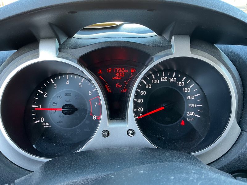Nissan Juke 1.2 N-Connecta 2016 – снимка 18