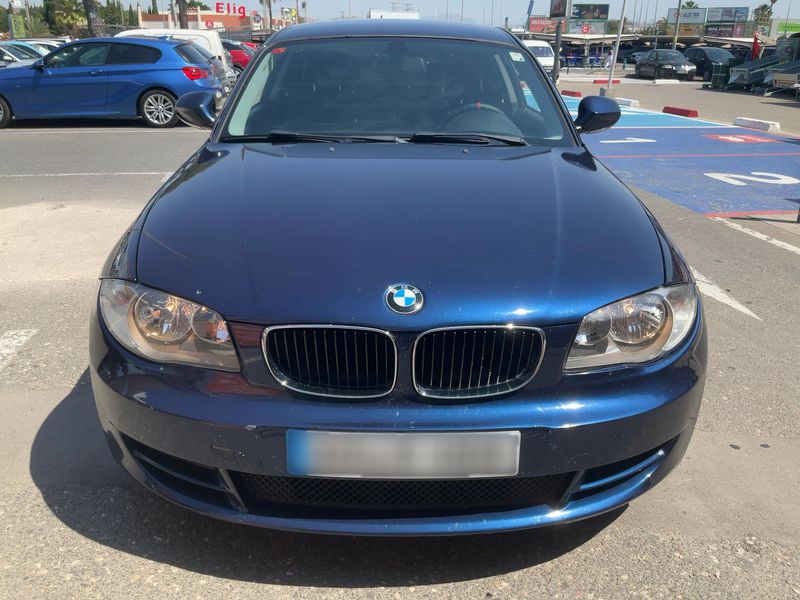 BMW 1er 118d 2010 – снимка 14