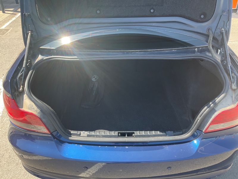 BMW 1er 118d 2010 – снимка 15