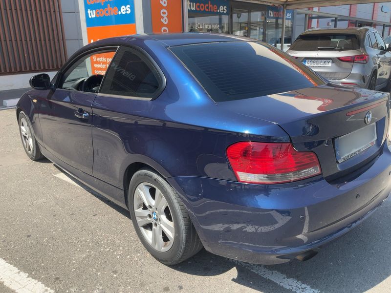 BMW 1er 118d 2010 – снимка 6