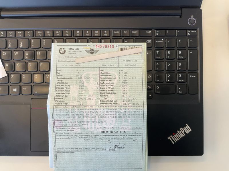 BMW 1er 118d 2010 – снимка 21