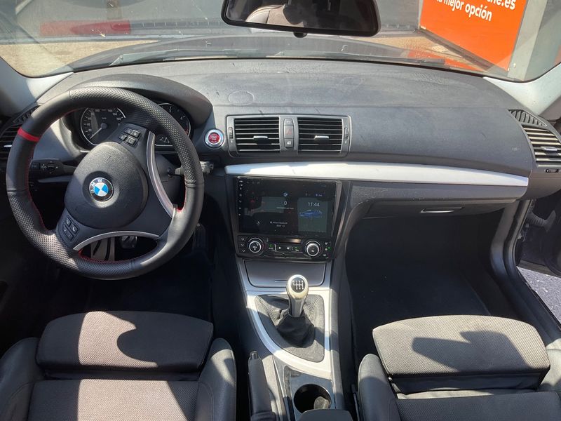 BMW 1er 118d 2010 – снимка 17