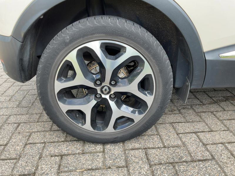 Renault Captur 0.9 Energy Intens 2019 – снимка 9