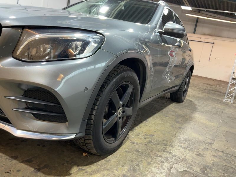 Mercedes-Benz GLC-Klasse GLC 250 d 4Matic AMG Line 2017 – снимка 2