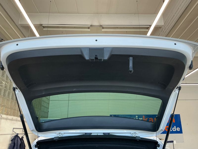 Skoda Karoq 1.6 TDI Ambition 2019 – снимка 31