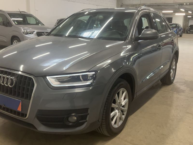 Audi Q3 2.0 TDI Ambiente 2012 – снимка 2