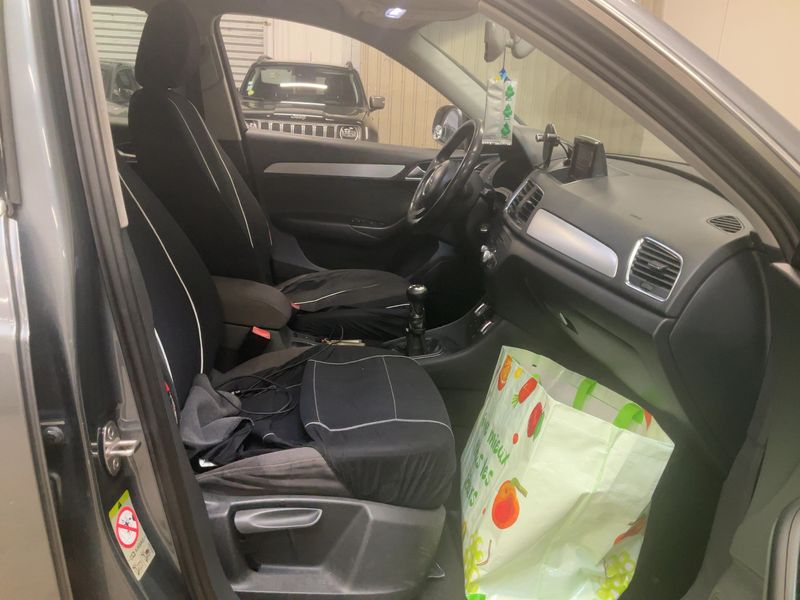 Audi Q3 2.0 TDI Ambiente 2012 – снимка 16