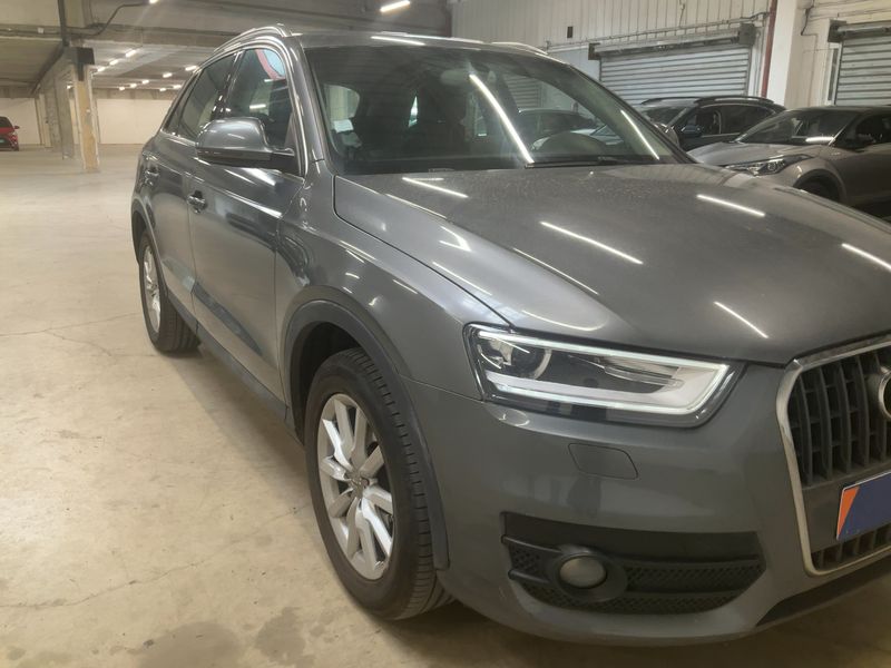 Audi Q3 2.0 TDI Ambiente 2012 – снимка 12