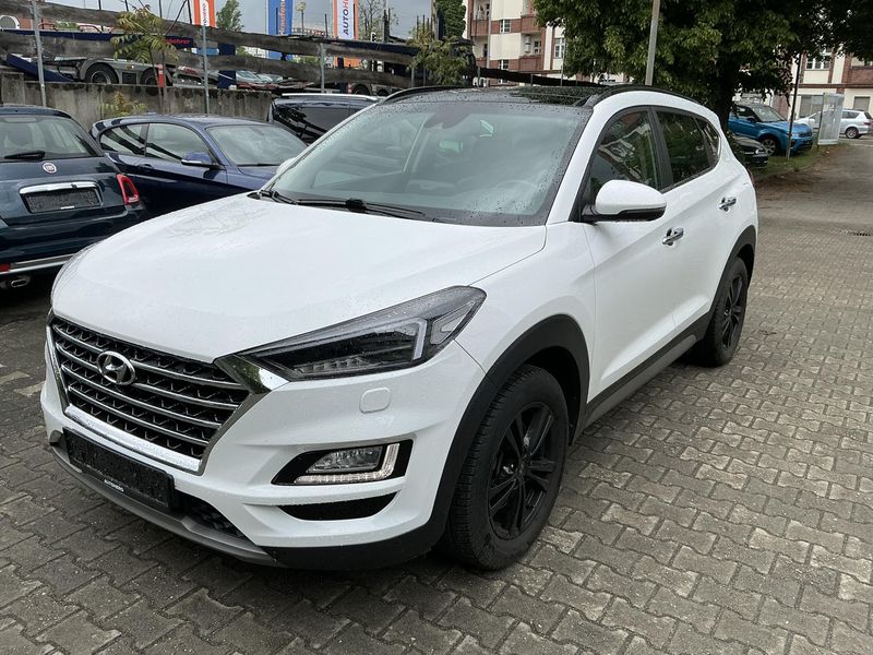 Hyundai Tucson 1.6 TGDI Premium 4WD 2019 – снимка 2