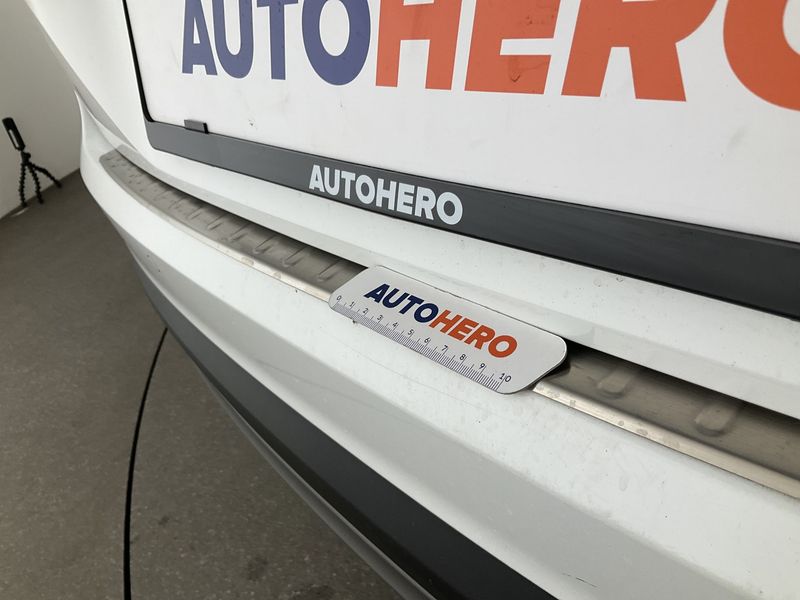 Hyundai Tucson 1.6 TGDI Premium 4WD 2019 – снимка 38