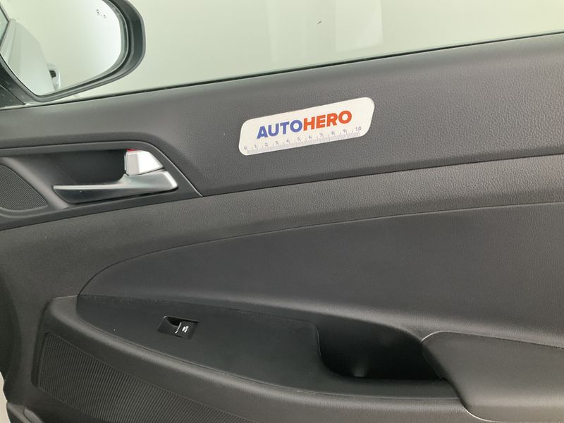 Hyundai Tucson 1.6 TGDI Premium 4WD 2019 – снимка 28