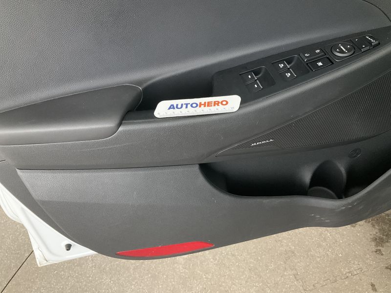 Hyundai Tucson 1.6 TGDI Premium 4WD 2019 – снимка 26