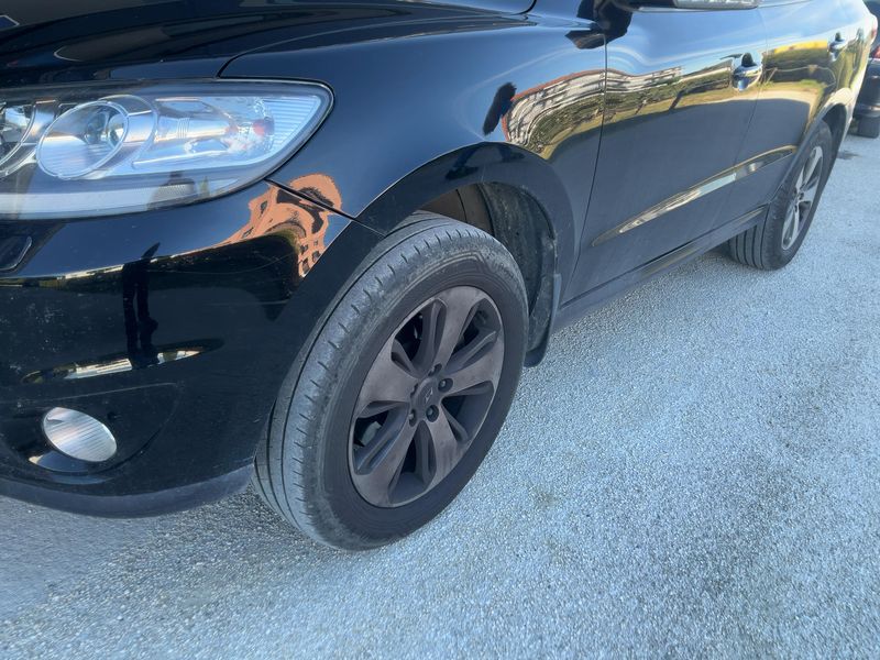 Hyundai Santa Fe 2.2 CRDi Premium 2011 – снимка на щета