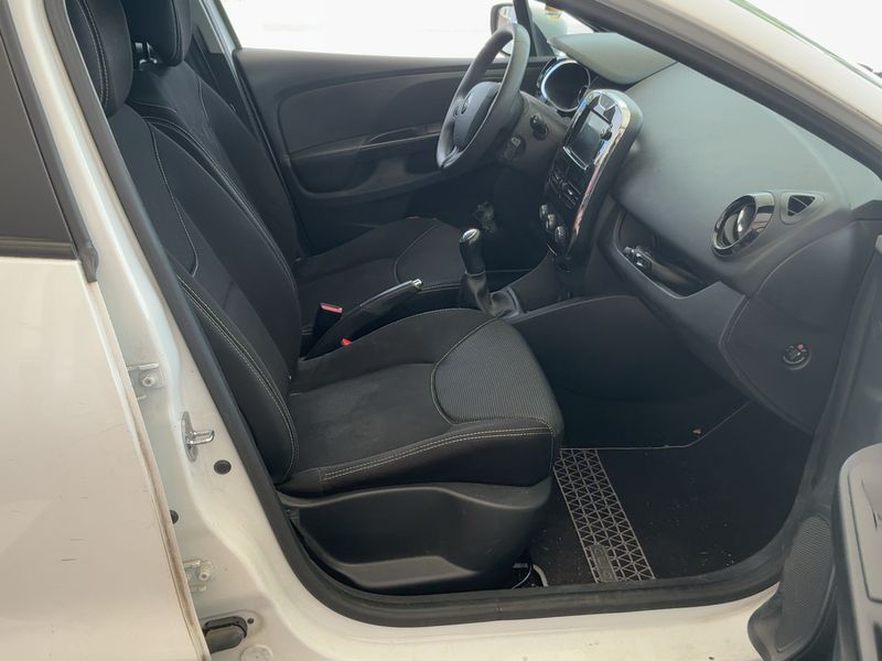 Renault Clio 0.9 Energy Expression 2014 – снимка 16