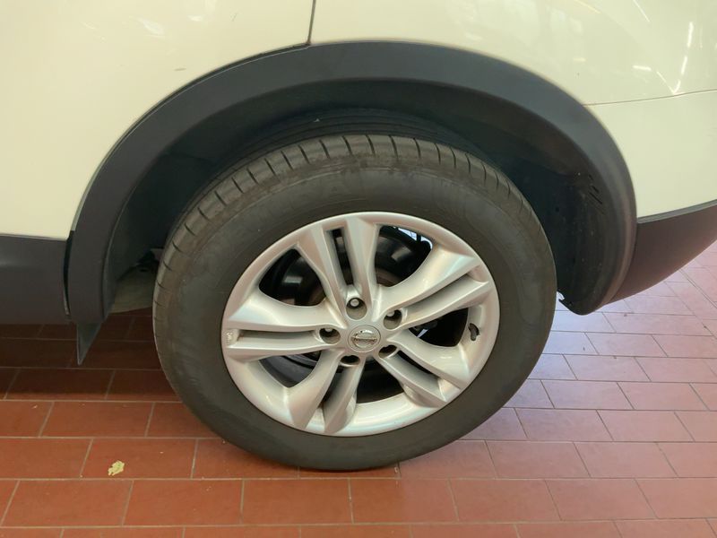 Nissan Qashqai+2 2.0 Acenta 4x4 2010 – снимка 5
