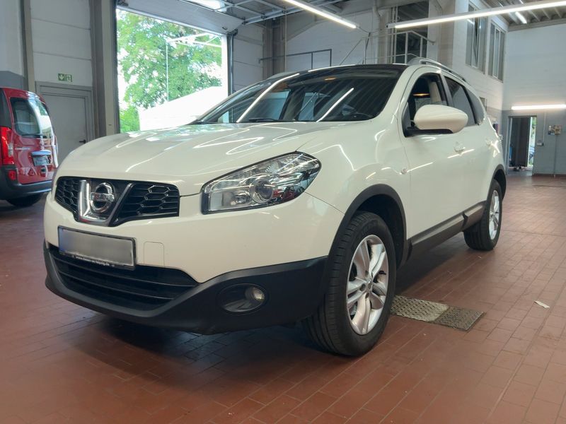 Nissan Qashqai+2 2.0 Acenta 4x4 2010 – снимка 1