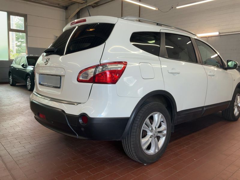 Nissan Qashqai+2 2.0 Acenta 4x4 2010 – снимка 8
