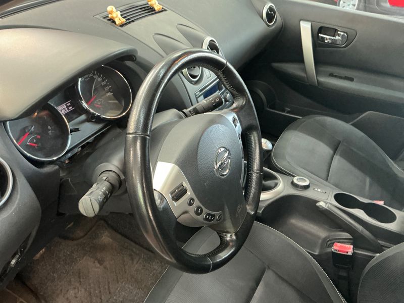 Nissan Qashqai+2 2.0 Acenta 4x4 2010 – снимка 27