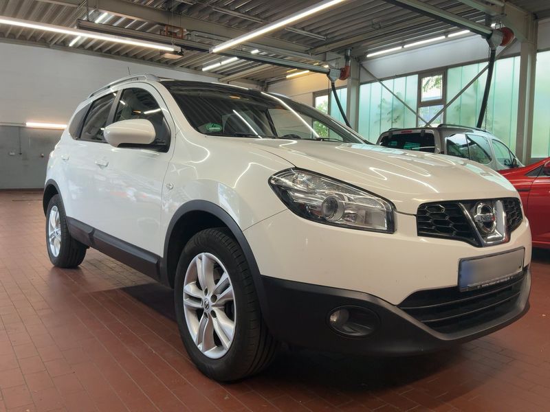 Nissan Qashqai+2 2.0 Acenta 4x4 2010 – снимка 12