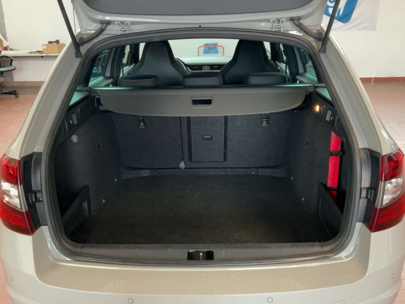 Skoda Octavia 2.0 TDI RS 2018 – снимка 16