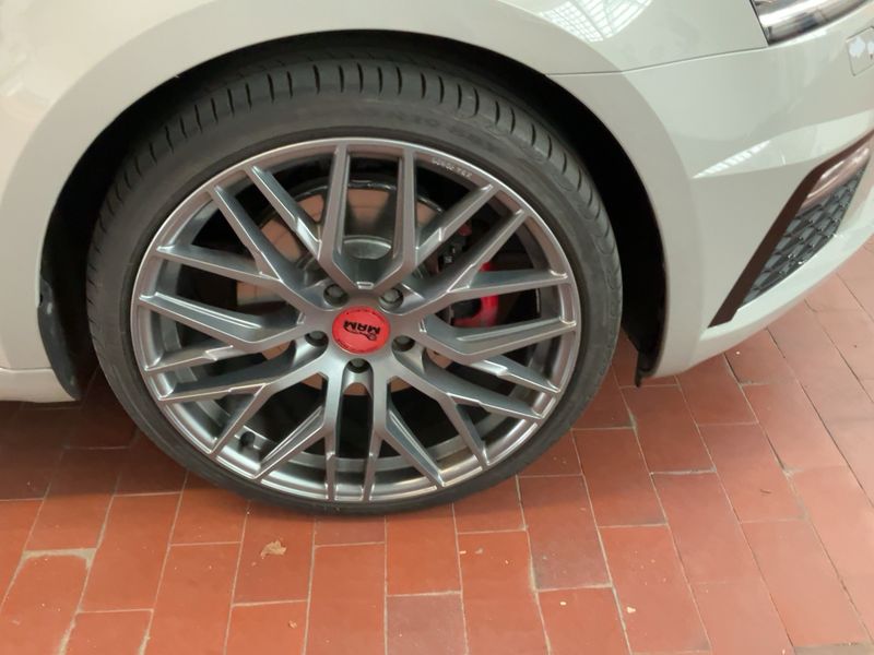 Skoda Octavia 2.0 TDI RS 2018 – снимка 11